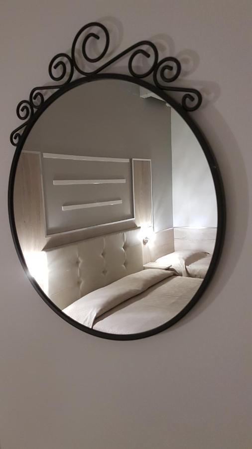 Albergo Paris Соттомаріна Екстер'єр фото